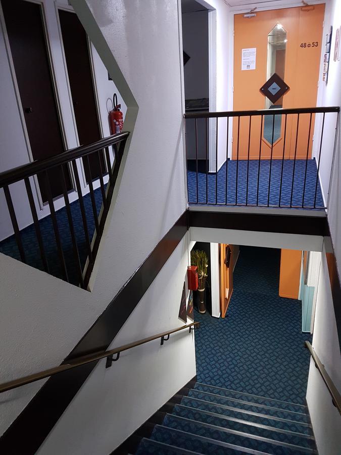 Hotel Macon La Salle Saint-Albain ภายนอก รูปภาพ